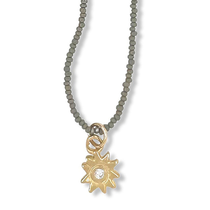 NIGHT STAR NECKLACE IN GOLD ON TEENY BEADS