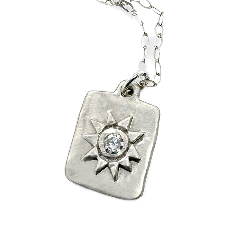 ASH DOG TAG NECKLACE IN SILVER