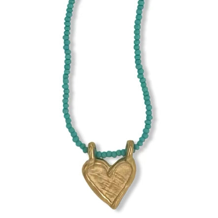 MINI HEART NECKLACE ON TURQUOISE BEADS