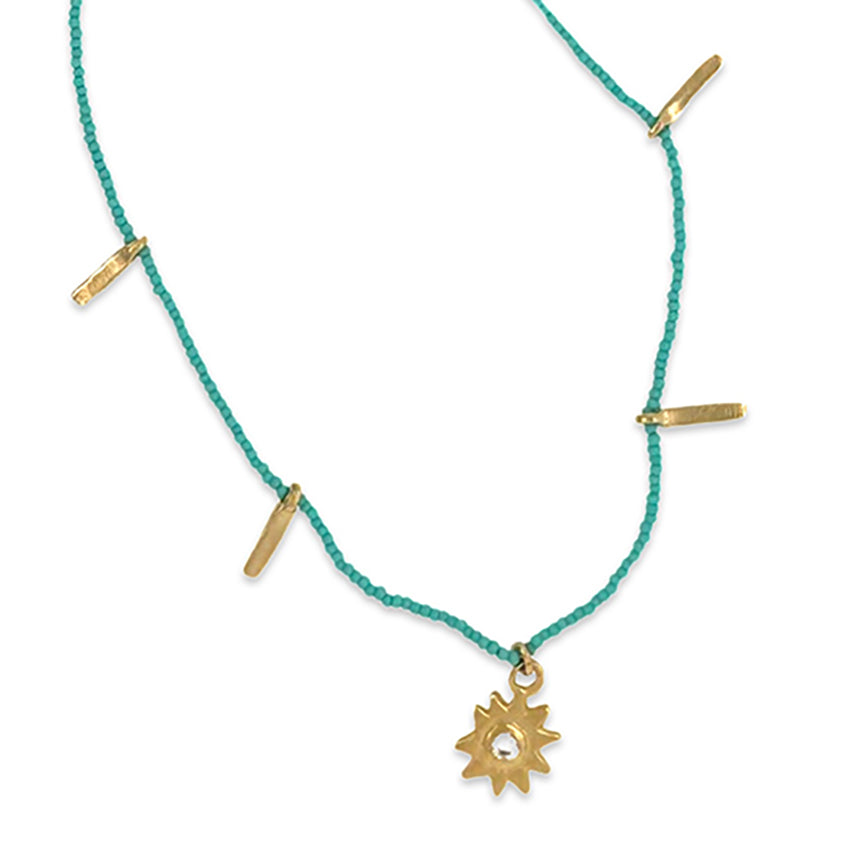 STAR FRINGE CHARM NECKLACE IN GOLD ON TURQUOISE BEADS